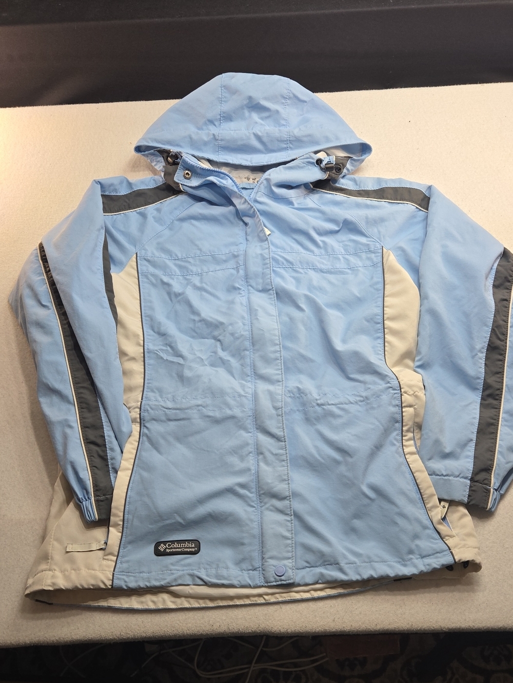 Columbia Vertex Woman's Light Blue Hooded Ski/Rain Jacket